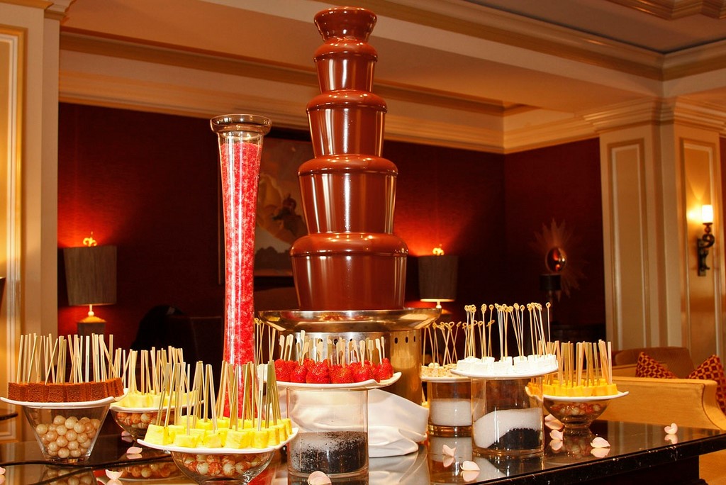 Fuente de Chocolate para boda y eventos - FunnySweet tu mejor elección.